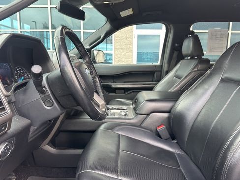 Used 2021 Ford Expedition Max XLT image 9