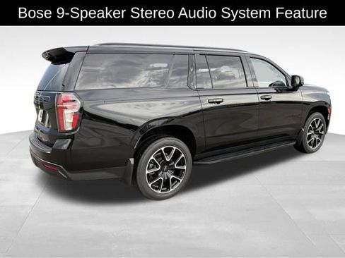 Certified 2024 Chevrolet Suburban RST w/ Luxury Package AWD/4WD image 6