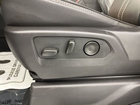 Used 2024 Chevrolet Silverado 2500 High Country w/ High Country Premium Package image 33