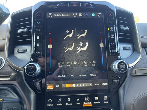 Used 2024 RAM 3500 Limited image 27