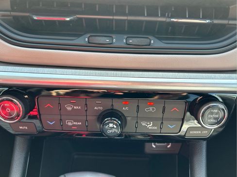 New 2026 Jeep Compass Limited AWD/4WD image 27