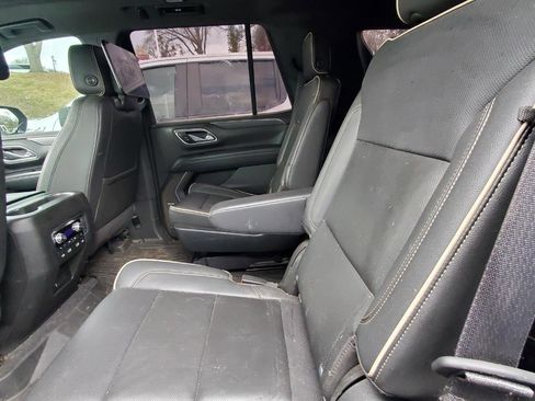 Used 2021 GMC Yukon SLT w/ SLT Luxury Plus Package image 5