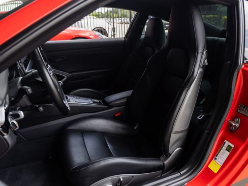 Certified 2019 Porsche 911 Carrera T RWD image 5