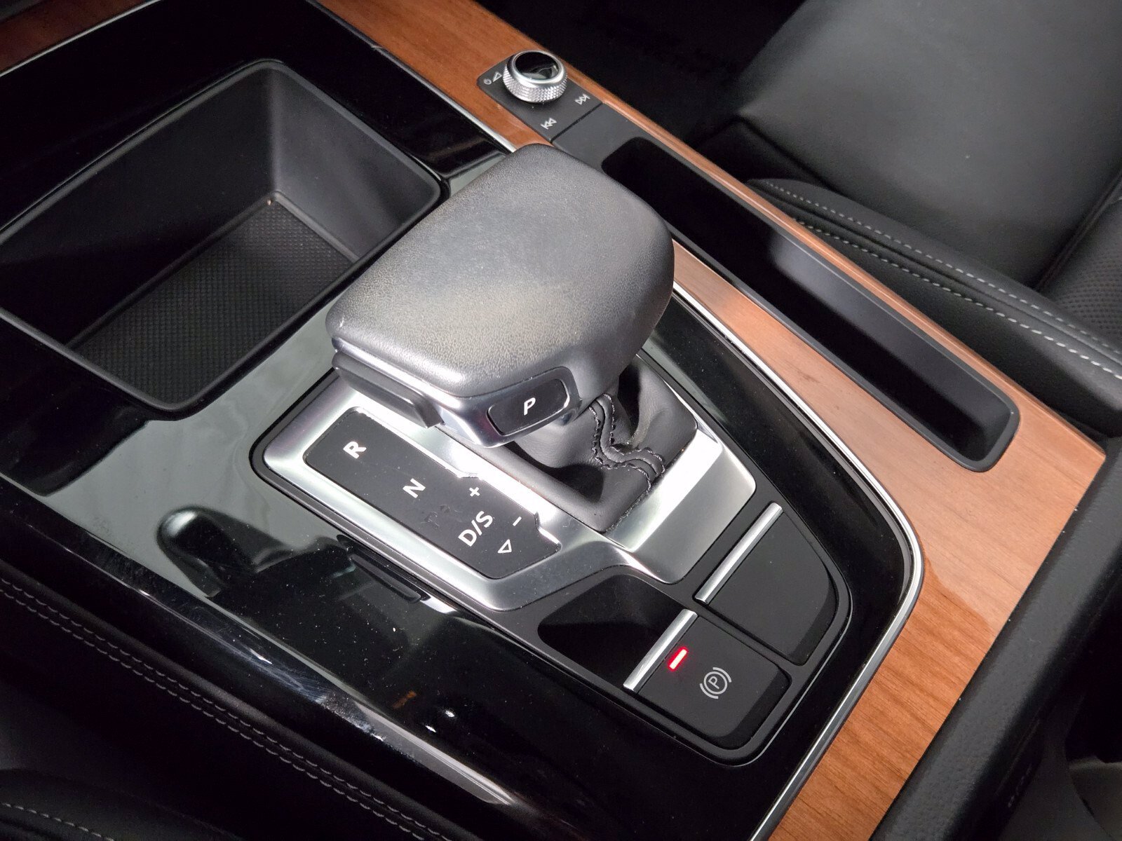 Used 2021 Audi Q5 Prestige AWD/4WD image 29