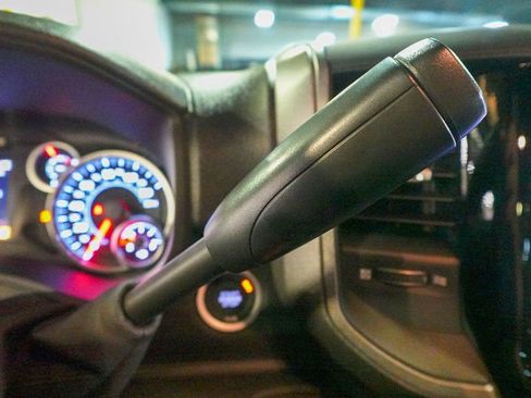 New 2026 RAM 2500 Tradesman w/ Bed Convenience Group image 18