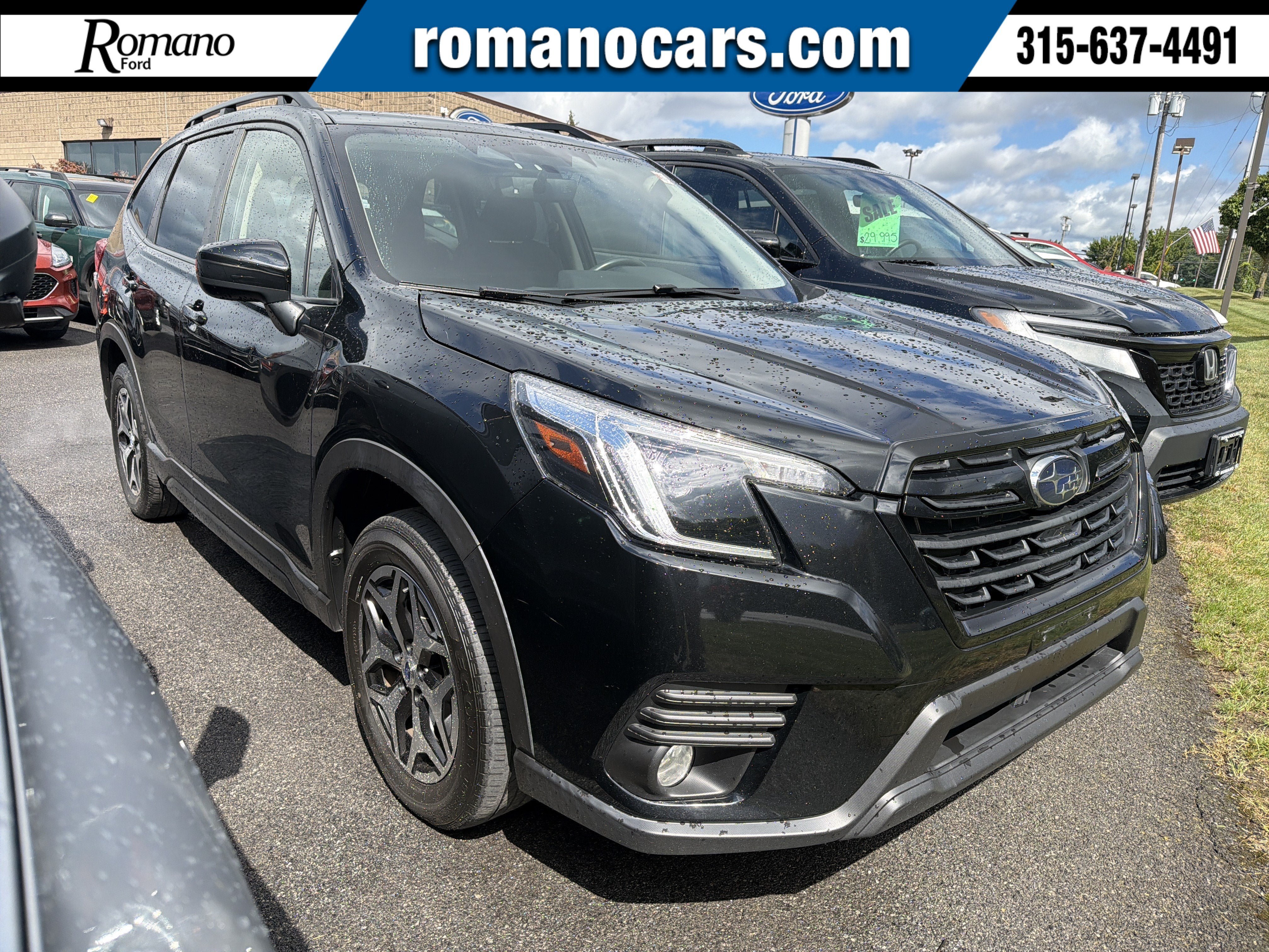 Used 2023 Subaru Forester Premium AWD/4WD image 1