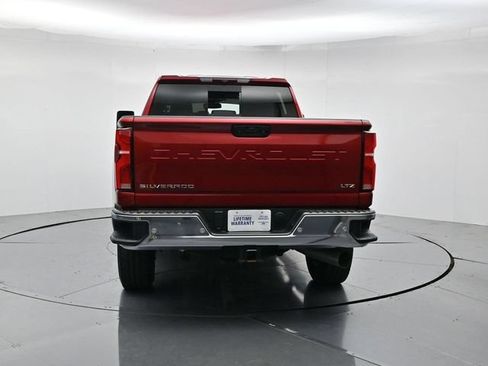 Used 2025 Chevrolet Silverado 2500 LTZ w/ LTZ Convenience Package AWD/4WD image 10