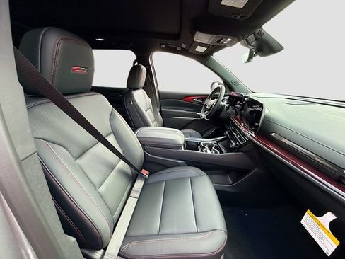 New 2026 Chevrolet Traverse Z71 w/ Enhanced Driving Package image 32