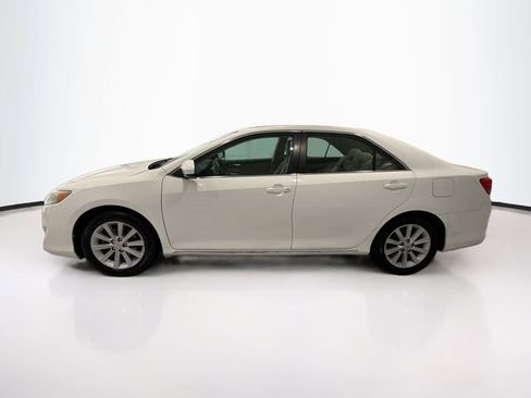 Used 2012 Toyota Camry XLE FWD image 4