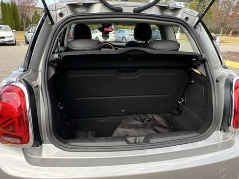 Certified 2024 MINI Cooper SE image 28