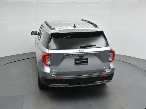 Used 2022 Ford Explorer XLT w/ Equipment Group 202A image 44
