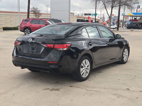 Used 2020 Nissan Sentra S image 3