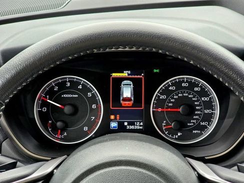 Used 2021 Subaru Ascent Premium w/ Convenience Package image 14