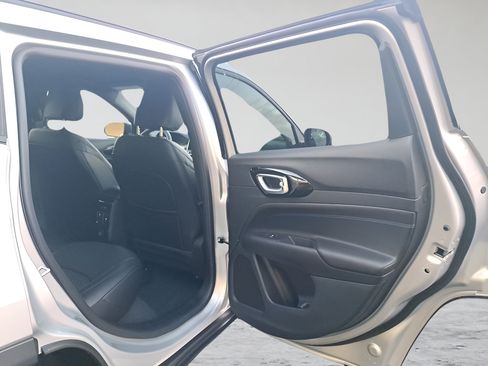 New 2026 Jeep Compass Latitude AWD/4WD image 13