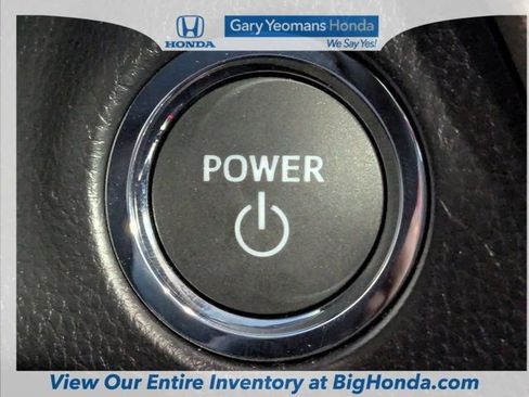 Used 2025 Toyota RAV4 Limited w/ Advanced Technology Package image 38