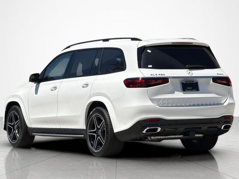 New 2026 Mercedes-Benz GLS 450 4MATIC image 3