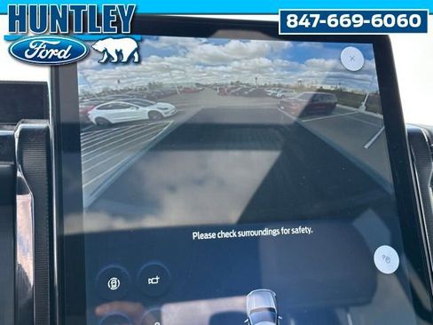 Used 2023 Ford F150 Lightning Platinum image 28