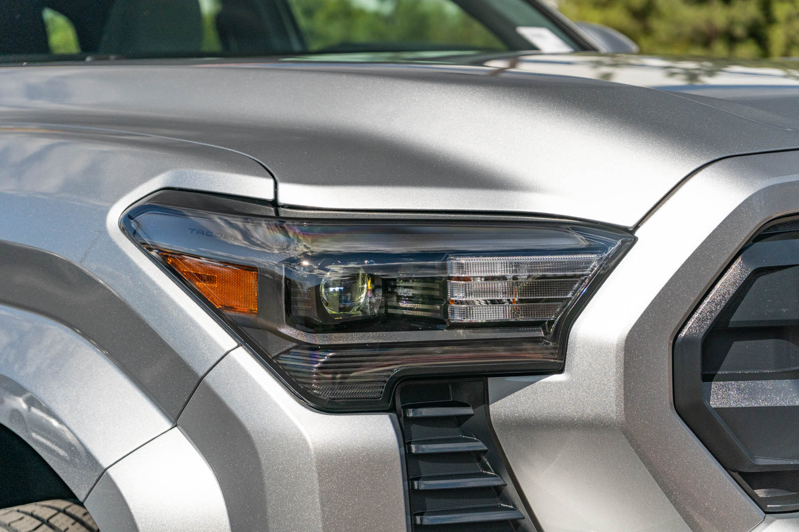 Certified 2026 Toyota Tacoma SR5 AWD/4WD image 13