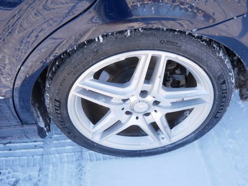 Used 2013 Mercedes-Benz E 350 4MATIC Sedan image 16