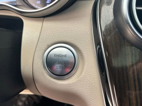 Used 2016 Mercedes-Benz C 300 4MATIC Sedan w/ Multimedia Package image 37