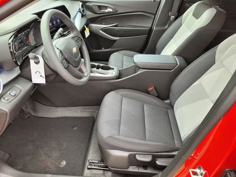 New 2026 Chevrolet Trax LS image 14