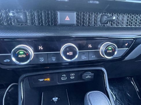 Used 2024 Honda CR-V Sport Touring image 16