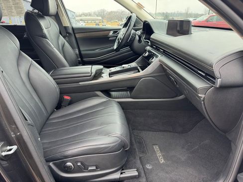 Used 2024 Genesis GV80 2.5T image 8