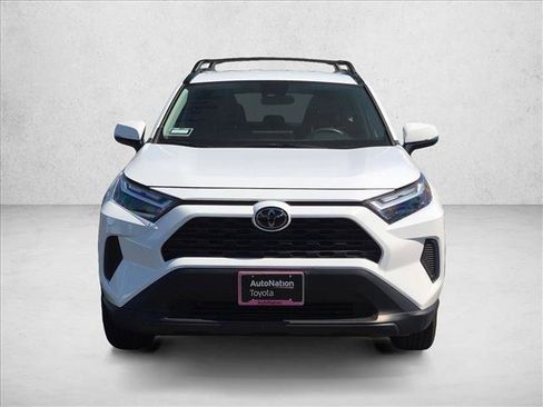 Used 2024 Toyota RAV4 XLE FWD image 2