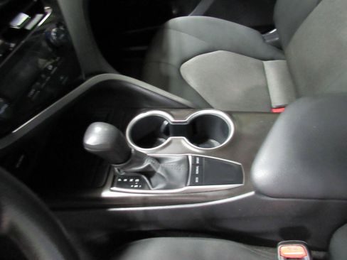 Used 2023 Toyota Camry LE FWD image 15