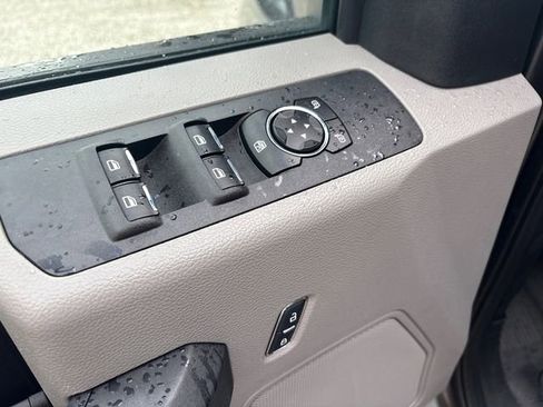 Used 2017 Ford F250 XL w/ Power Equipment Group image 17