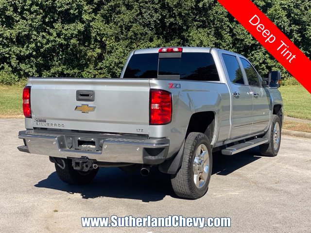 Used 2018 Chevrolet Silverado 2500 LTZ w/ Vortec Plus Package AWD/4WD image 7