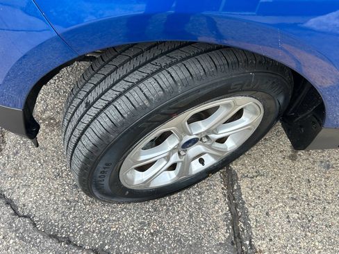 Used 2018 Ford EcoSport SE w/ SE Convenience Package image 8