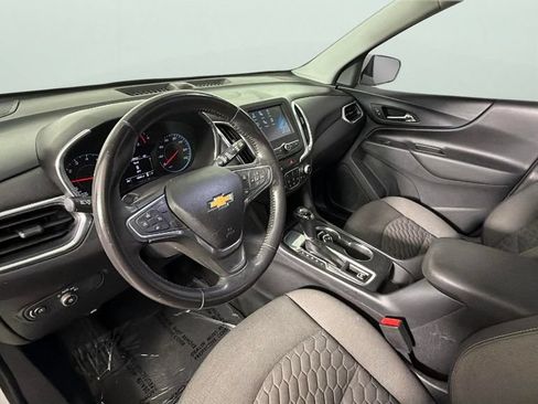 Used 2018 Chevrolet Equinox LT FWD image 18
