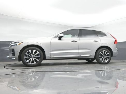 Used 2023 Volvo XC60 B5 Plus w/ Climate Package AWD/4WD image 14