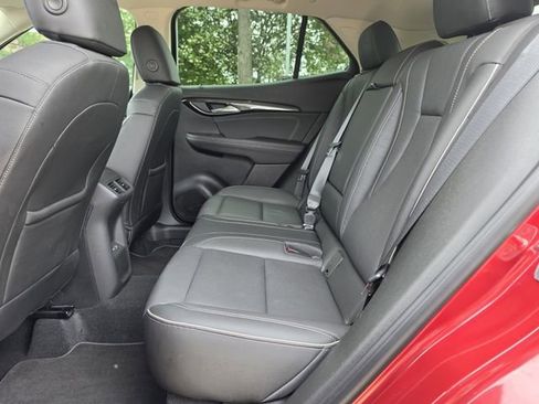 Used 2021 Buick Envision Essence w/ Technology Package I FWD image 17
