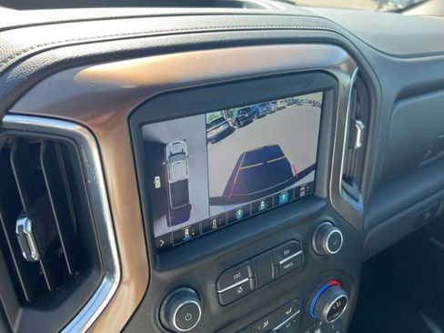 Used 2020 Chevrolet Silverado 3500 High Country image 15