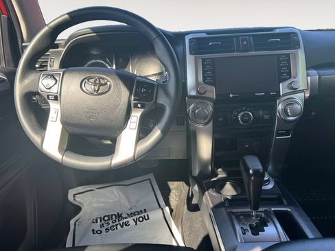 Used 2024 Toyota 4Runner TRD Sport w/ Technology Package AWD/4WD image 10