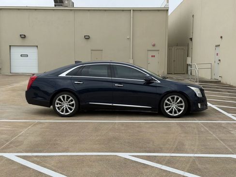 Used 2016 Cadillac XTS Luxury w/ Driver Awareness Package FWD image 8