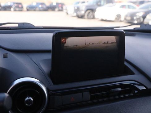 Used 2020 MAZDA MX-5 Miata RF Grand Touring image 16