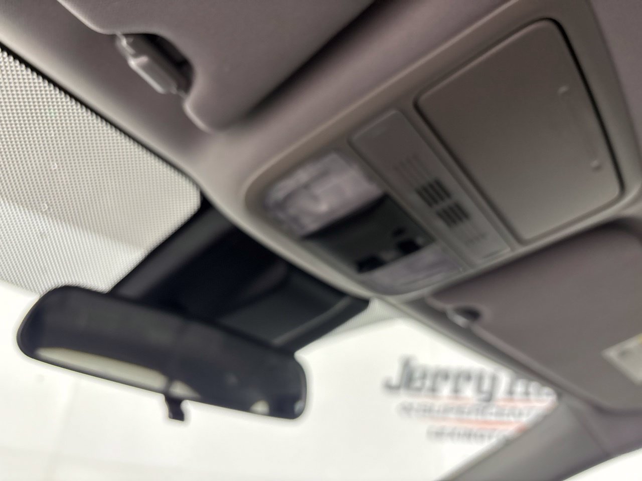 Used 2018 Honda Odyssey EX image 21