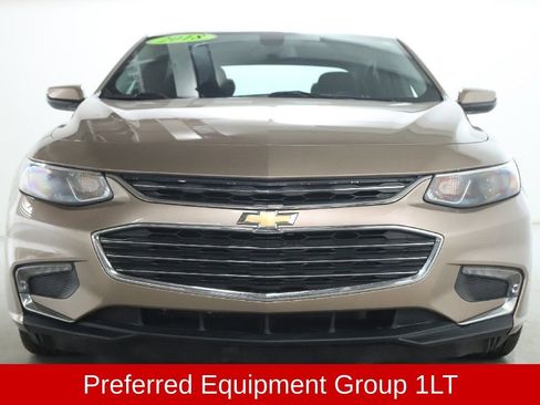 Used 2018 Chevrolet Malibu LT image 9