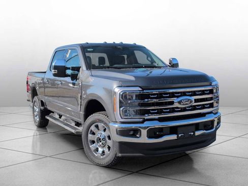 New 2026 Ford F250 Lariat w/ Chrome Package image 2