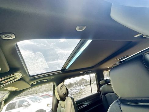 New 2026 Jeep Grand Wagoneer 2WD image 23
