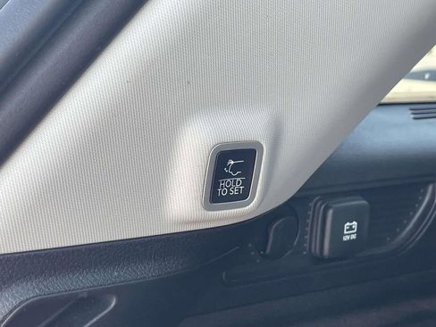 Used 2023 Jeep Grand Cherokee 4WD 4xe image 19