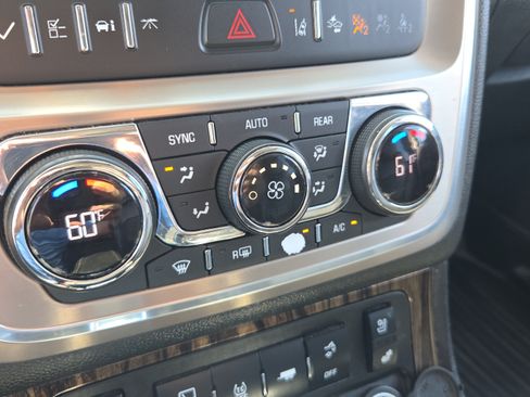 Used 2015 GMC Acadia Denali AWD/4WD image 21