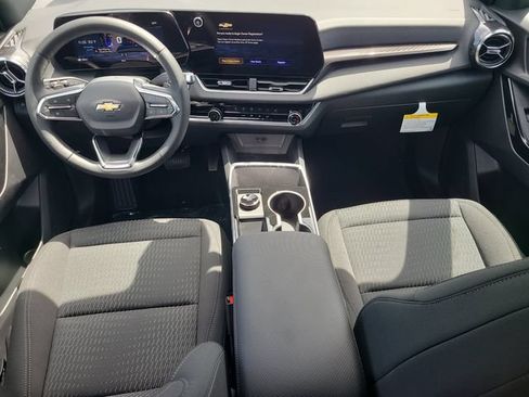 New 2027 Chevrolet Equinox LT FWD image 13
