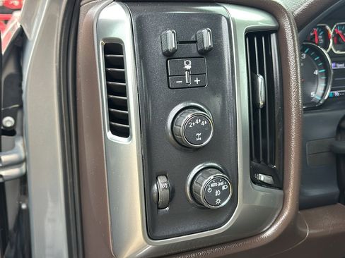 Used 2017 Chevrolet Silverado 2500 LT w/ LT Convenience Package image 24
