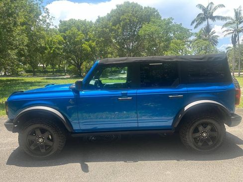 Used 2022 Ford Bronco Black Diamond AWD/4WD image 4