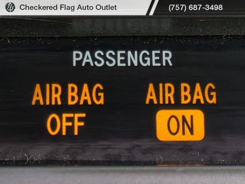 Used 2014 Toyota RAV4 LE FWD image 24
