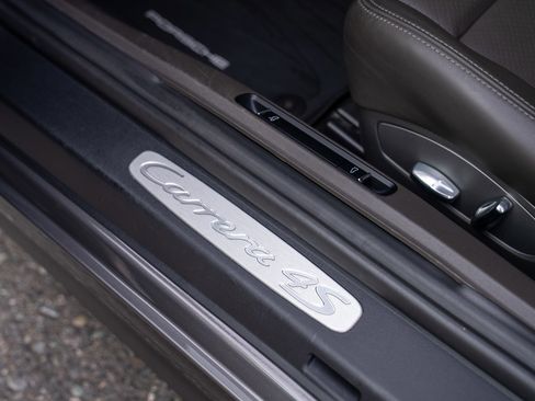 Used 2019 Porsche 911 Carrera 4S w/ Sport Chrono Package image 12